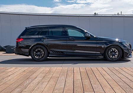 Mercedes-Benz C 63 AMG Mercedes-AMG C 63 T Edition 1 Merce...