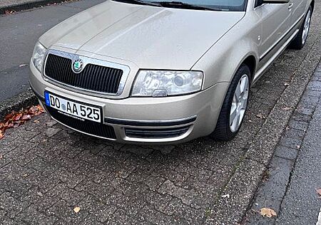 Skoda Superb 2.8 V6 Elegance Tiptronic Elegance