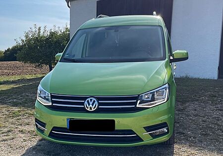 VW Caddy Volkswagen 2,0TDI 110kW BMT DSG Highline 5-Sitzer...