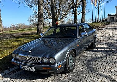 Jaguar XJ6 4.0 Sport