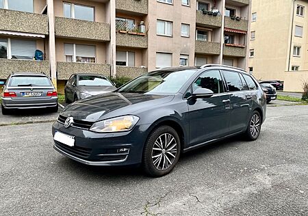 VW Golf Volkswagen VII ALLSTAR-NAVI-SHZ-TOP GEPFLEGT-TÜV 06.26