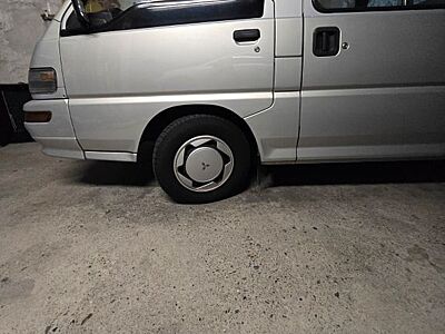 Mitsubishi L300 2.0 Bus Bus