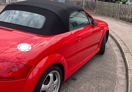 Audi TT Roadster 1.8T 132 kW -