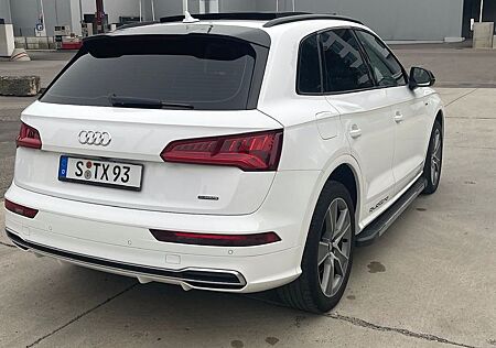 Audi Q5 2.0 TFSI S tronic quattro sport sport