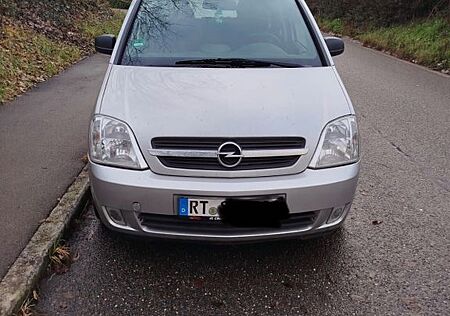 Opel Meriva 1.6 -