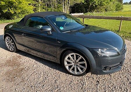 Audi TT Roadster 2.0 TFSI - SLine / Leder