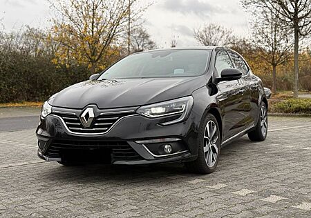 Renault Megane IV Lim.BOSE-Edition Energy Head-Up Panora