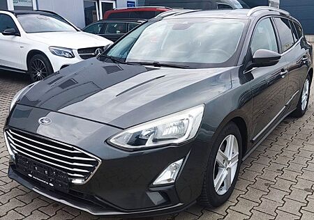 Ford Focus Turnier C&C 1Hand+SHZ+Navi+Klimaaut.+AHK