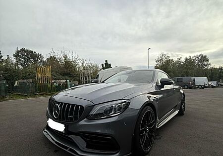 Mercedes-Benz C 63 AMG S Coupe*PANO*AERO*PERF.SITZ*PERF*ABGAS*V8