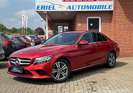 Mercedes-Benz C 300 de Lim. 306 PS LED/HuD/RFK/L.S-HEFT/1.H