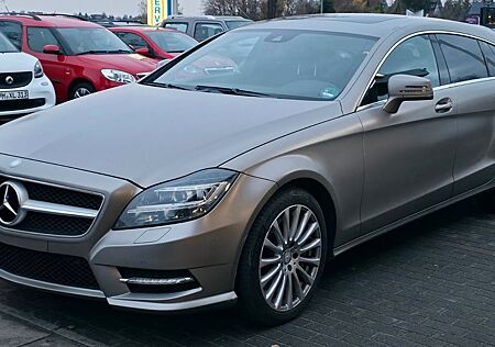 Mercedes-Benz CLS 500 Shooting Brake V8 408PS 7-G*AMG-PAKET