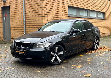BMW 318i Lim./PDC/KLIMA/MULTIFUNKTIONSLENKRAD/ALUFEL