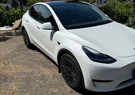 Tesla Model Y SR RWD