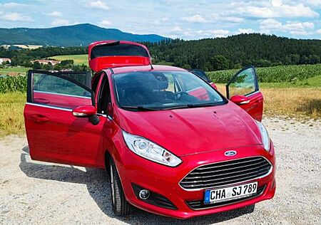 Ford Fiesta 1,0 EcoBoost 74kW S/S SYNC Edition SY...