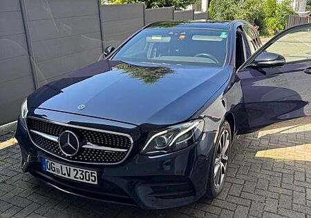 Mercedes-Benz E 300 de 4MATIC T Autom. -
