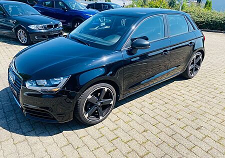 Audi A1 Sportback attraction*Klima*Alu