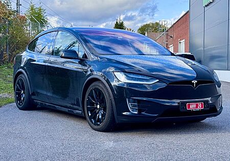 Tesla Model X 75D -