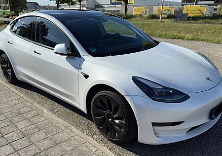 Tesla Model 3 Standard-Reichweite Plus - Hinterrad...