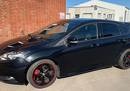 Ford Focus 2,0 EcoBoost ST Leder-Exklusiv-Paket ST