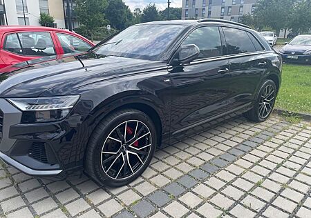 Audi Q8 50 TDI quattro tiptronic -