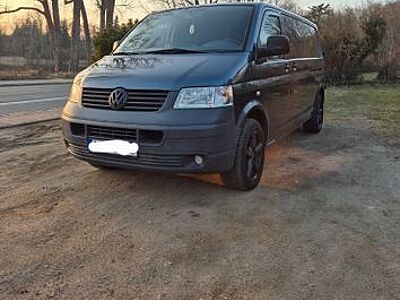 Volkswagen T5 Transporter Langer Radstand 1.9l TDI 102PS