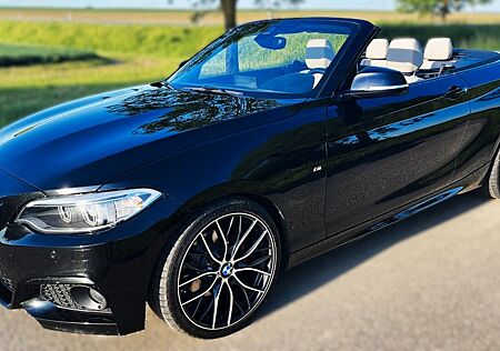 BMW 220d Cabrio M Paket 19Zoll elektr. Sitze Leder