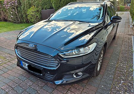 Ford Mondeo 2,0 TDCi 110kW Titanium Turnier Panorama