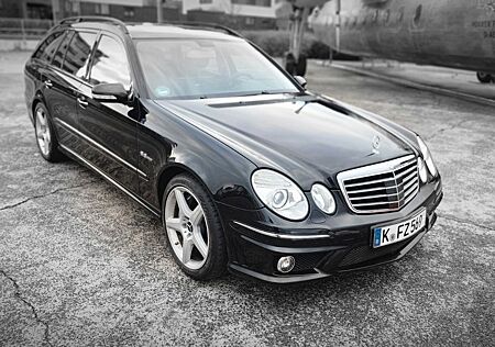 Mercedes-Benz E 63 AMG T in wunderschönem Sammlerzustand