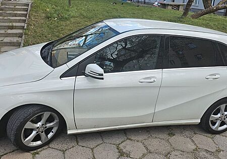 Mercedes-Benz B 180 CDI -