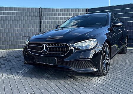 Mercedes-Benz E 300 T AVANTGARDE*9G*K-GO*CAM*NIGHT*WIDE*BURM