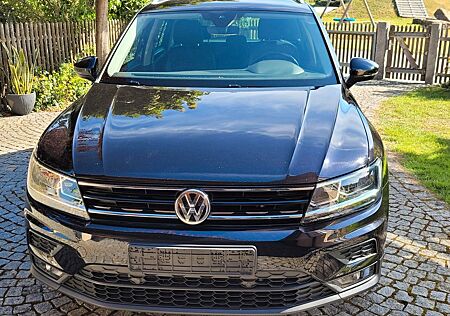 VW Tiguan Volkswagen 1.4 TSI Comfortline , AHK, 2 Radsätze
