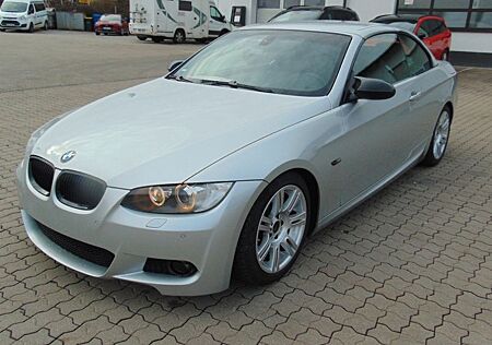 BMW 330 Cabrio M-PAKET LEDER BI-XEN NAVI KEYLESS