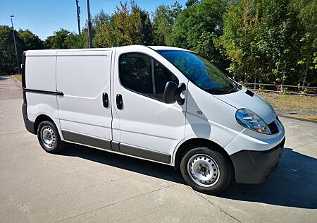 Renault Trafic 2 - 91.700 km - 2,0 dCi, L1H1 LKW