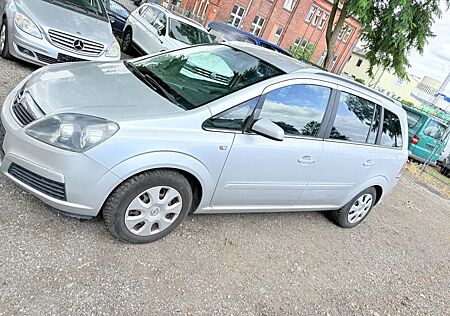 Opel Zafira B Edition