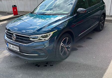 VW Tiguan Volkswagen 1.5 TSI OPF DSG ACTIVE ACTIVE