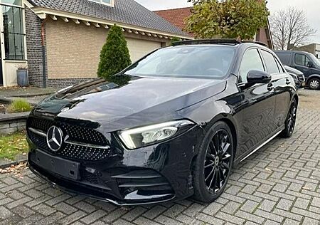 Mercedes-Benz A 180 gebraucht kaufen Mercedes-Benz A 180 d AMG LINE panorama dach NAVI kamera LED