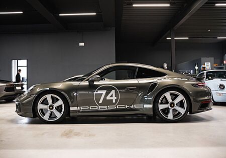 Porsche 992 /911 Turbo 50 Jahre Heritage-Nachtsicht-Inno