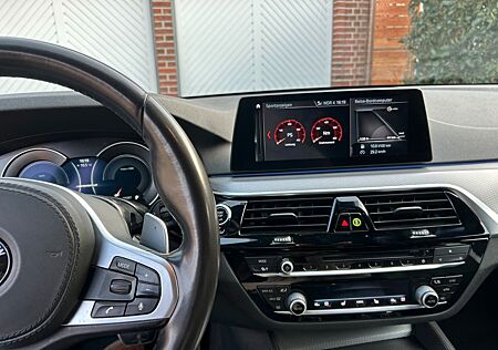 BMW M550d xDrive Touring A -