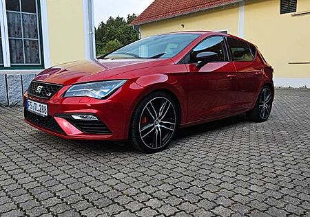 Seat Leon 2.0 TSI CUPRA 300 (Schalter)