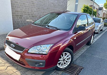 Ford Focus 1,6 Ti-VCT Trend Klima-Radio-Allwetter