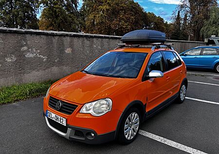 VW Polo Volkswagen 1.4 16V Cross mit Winterreifeb