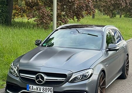 Mercedes-Benz C 63 AMG Mercedes-AMG C 63 T Mercedes-AMG