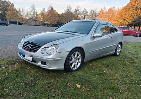 Mercedes-Benz C 230 Kompressor
