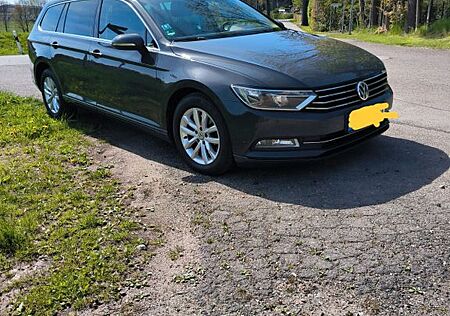 VW Passat Variant Volkswagen 1.6 TDI DSG Comfortline Varia...