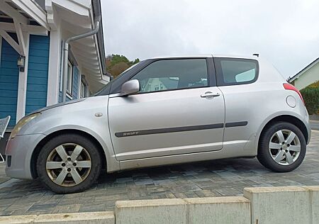 Suzuki Swift 1,3 Classic Classic