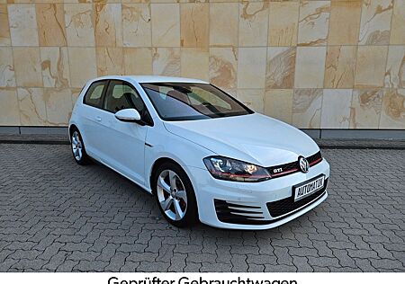 VW Golf Volkswagen VII Lim. GTI BMT *SHZ*PDC*ALLWETER*2.HAND*