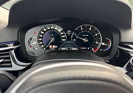 BMW 530d Touring A -