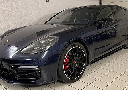 Porsche Panamera GTS / Burmester / Approved / Panorama