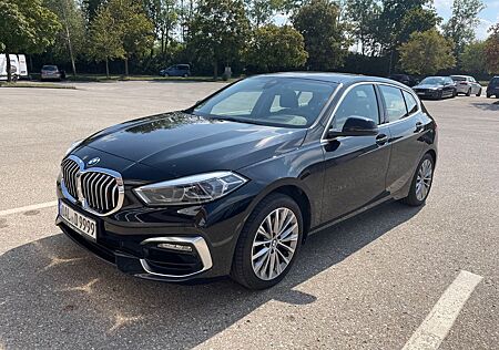 BMW 116i Luxury Business Line HUD 8 Fach Leder