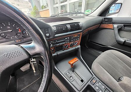BMW 525 iA E34 *SSD*Alu*Original*